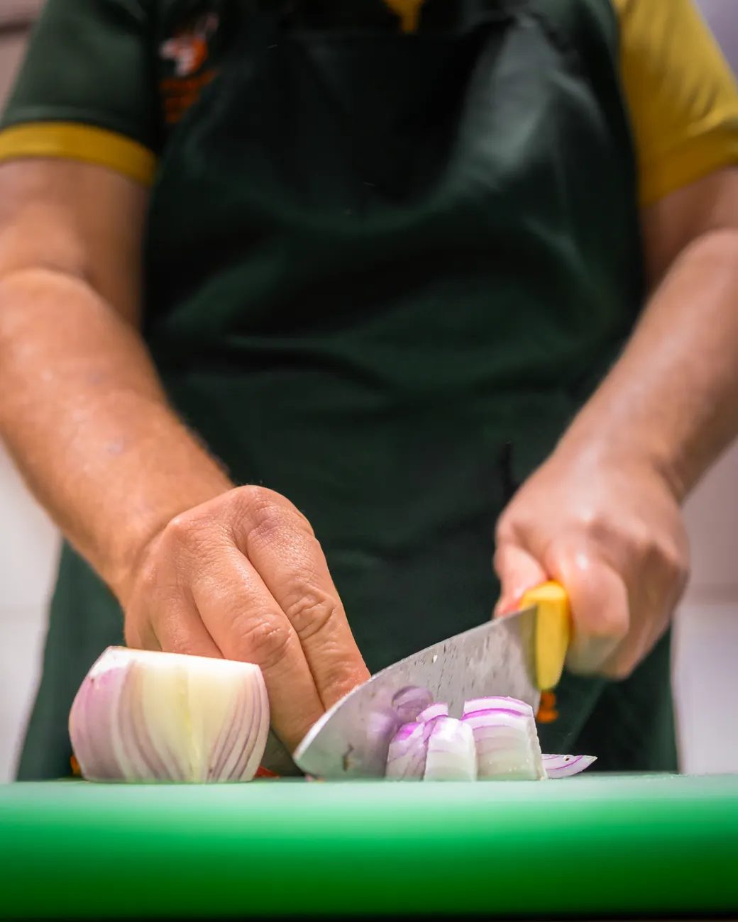 Por qué levantar algo pesado altera una lectura tomada minutos después
